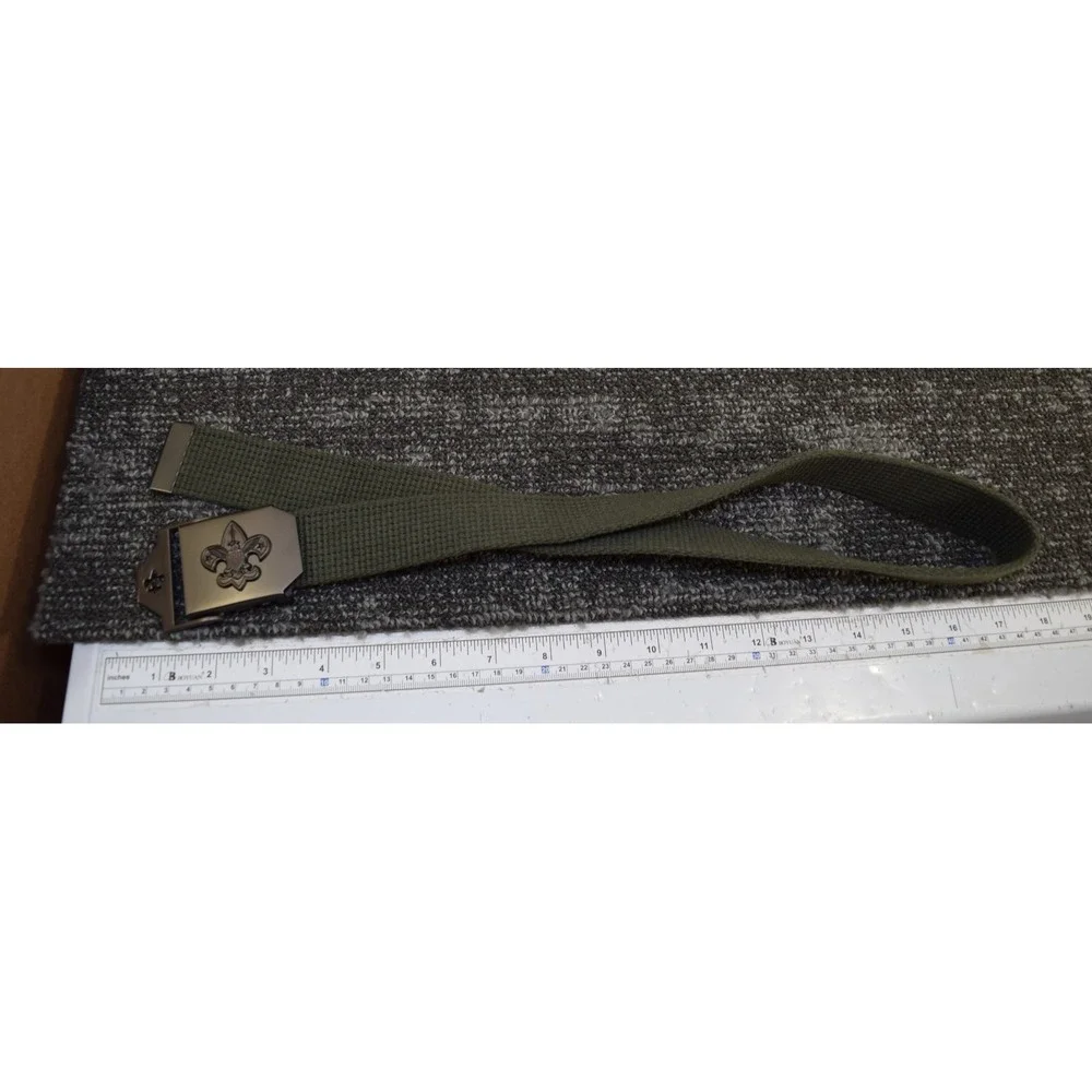 Boy Scout Official Green Uniform Belt Buckle S/M 32